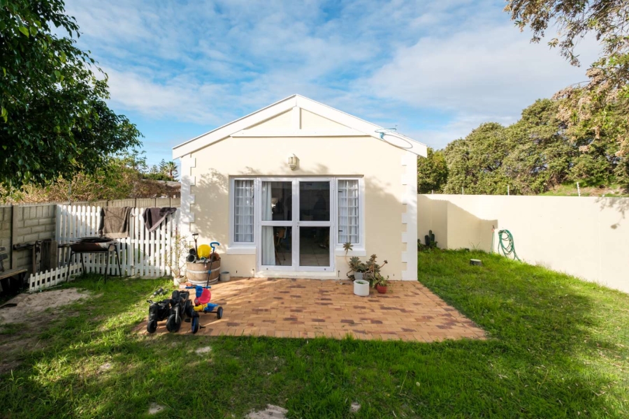 3 Bedroom Property for Sale in Kirstenhof Western Cape